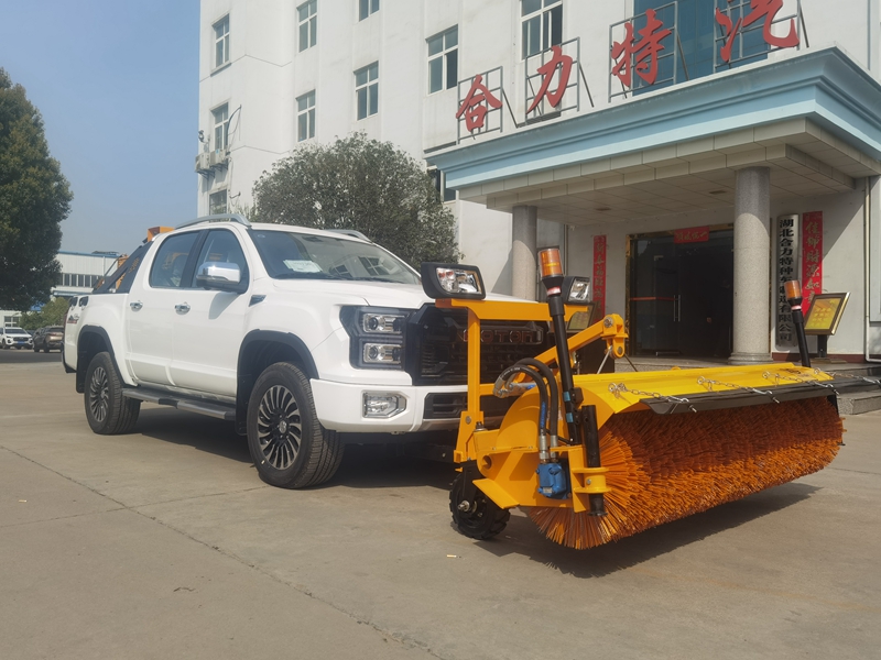 皮卡除雪車，2米雪滾，2方撒布機(jī)